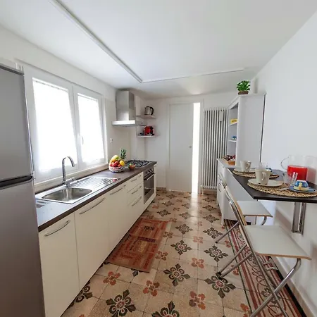 Vakantiehuis Casa L'alloro 2 *
