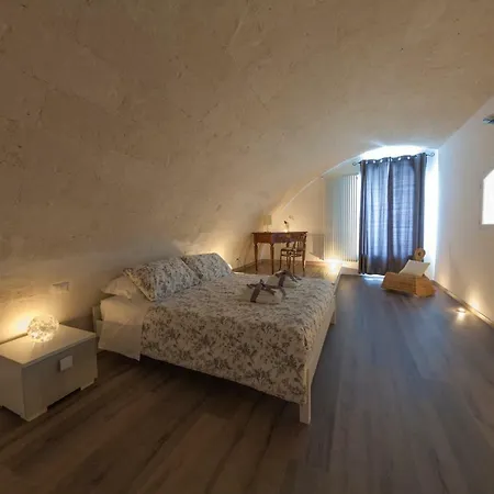 Casa L'alloro 2 *